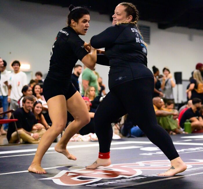 “Completely Insane”: Jiu-Jitsu Athlete Brutally Bitten By Opponent During Match In Viral Video “Completely Insane”: Jiu-Jitsu Athlete Brutally Bitten By Opponent During Match In Viral Video