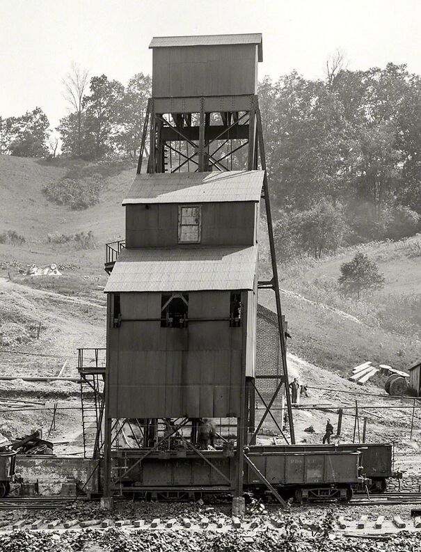Coal-Tipple-3-6913cfc095604.jpg