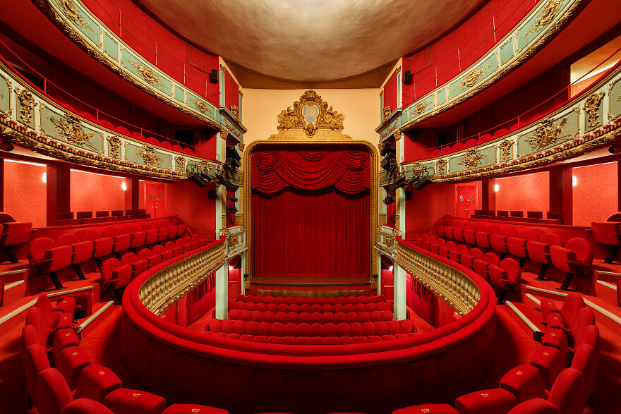 I've Photographed All The Most Beautiful Theatres And Concert Halls In Paris. [31 Pics]