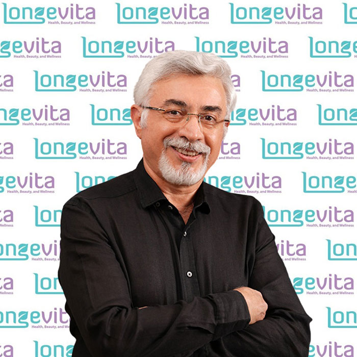 "I'm So Mad I Did That": People Regret This Plastic Surgery The Most, Surgeon Explains Why