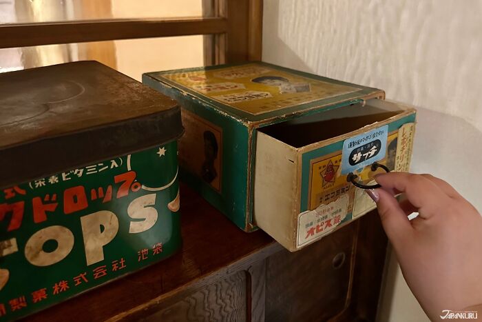 We Visited Tokyo’s Tiny “Time Machine” Museum In Ueno — Here’s Why It’s The Best 300 Yen You'll Spend In Japan We Visited Tokyo’s Tiny “Time Machine” Museum In Ueno — Here’s Why It’s The Best 300 Yen You'll Spend In Japan