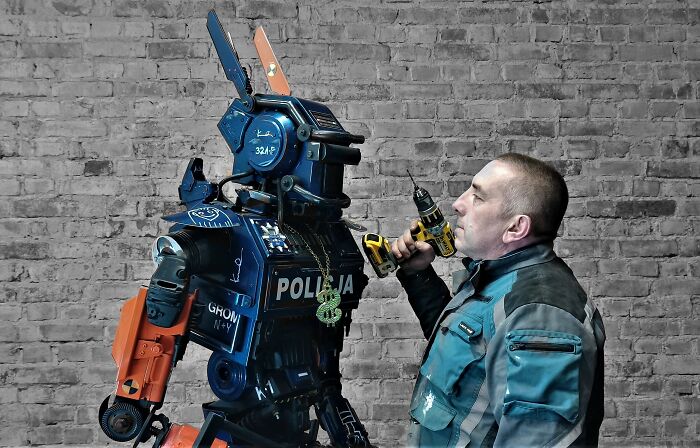 This Polish Artist Sebastian Kucharski Turns Scrap Metal Into Epic Sci-Fi Sculptures