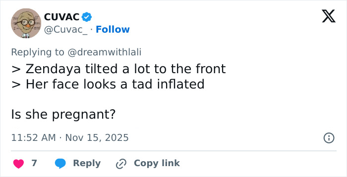 Tweet discussing speculation about Zendaya looking pregnant with Tom Holland, noting her tilted posture and inflated face appearance.