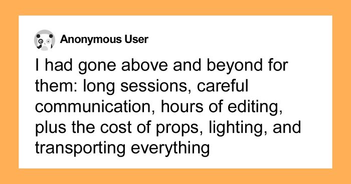 Hey Pandas, AITA For Confronting A Family Who Tried To Remove Watermarks From My Christmas Photos?