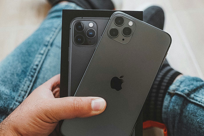 Woman’s Birthday Gift Becomes The Moment All Of Her Boyfriend’s Lies Come Crashing Down Woman’s Birthday Gift Becomes The Moment All Of Her Boyfriend’s Lies Come Crashing Down