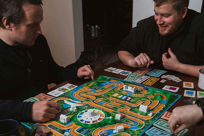 “My Life Would Be Different”: 50 Unexpected Moments That Convinced People That The ‘Burnt Toast Theory’ Is Real