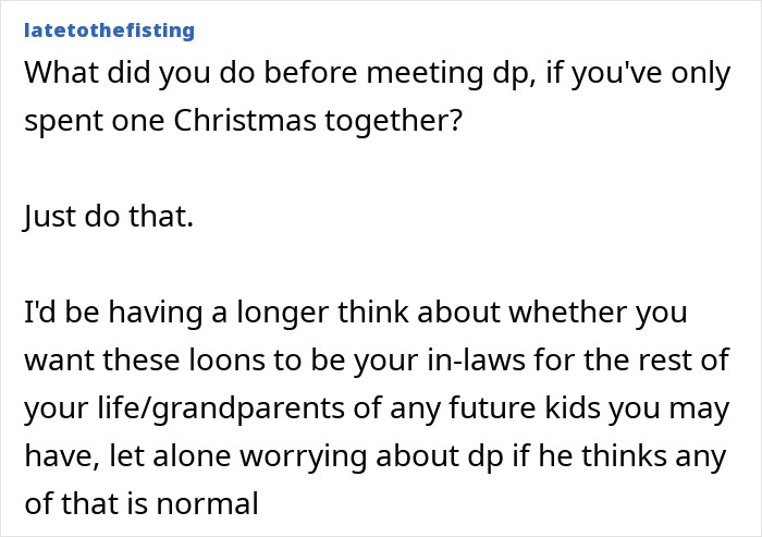 Text excerpt from a guy describing his wild family at Christmas with screaming matches and alcohol-fueled fights. Text excerpt from a guy describing his wild family at Christmas with screaming matches and alcohol-fueled fights.