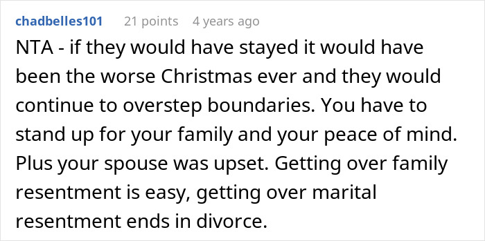 Reddit comment explaining why family got kicked out after trying to surprise man on Christmas at 1 A.M. Reddit comment explaining why family got kicked out after trying to surprise man on Christmas at 1 A.M.