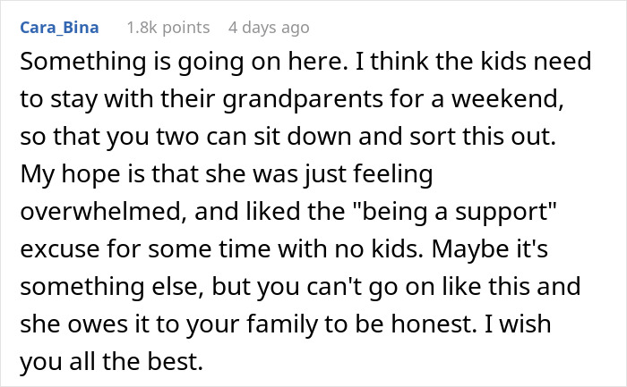 Text post discussing a mom prioritizing widowed friend over her kids, causing husband to be upset for over a month.