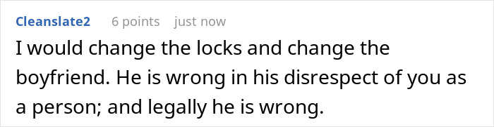Comment discussing changing locks after guy secretly gives sister a key to girlfriend’s house, causing girlfriend’s anger.