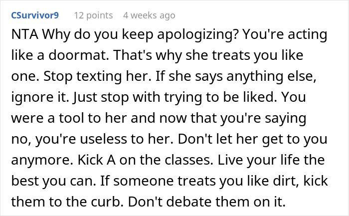 Screenshot of an online forum comment advising to stop apologizing and standing up to the sister expecting free babysitting.