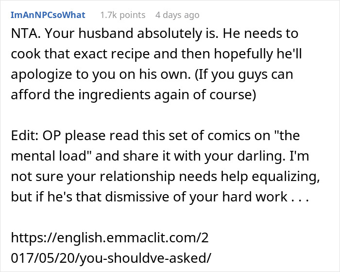 Screenshot of a Reddit comment discussing a husband giving away cooked roasts that the wife spent hours preparing. Screenshot of a Reddit comment discussing a husband giving away cooked roasts that the wife spent hours preparing.