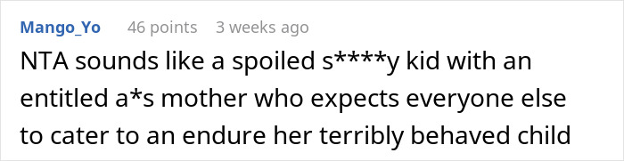 Screenshot of a Reddit comment about a teen getting yelled at for not stopping a kid from running into traffic. Screenshot of a Reddit comment about a teen getting yelled at for not stopping a kid from running into traffic.
