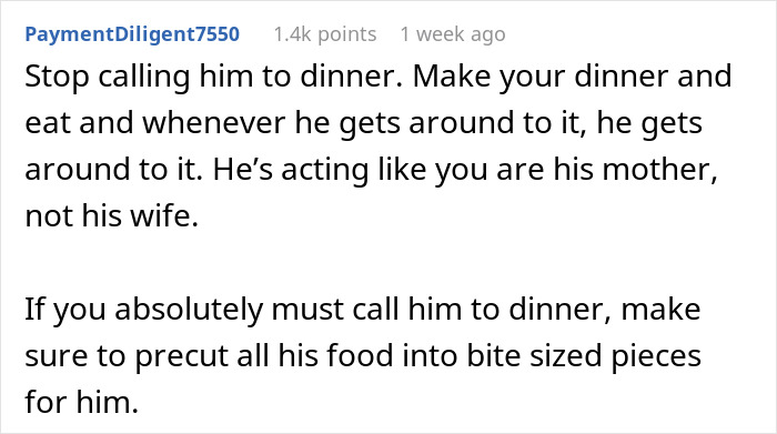 Comment about guy leaving domestic chores to wife and expecting dinner, highlighting she’s done playing his mommy role. Comment about guy leaving domestic chores to wife and expecting dinner, highlighting she’s done playing his mommy role.