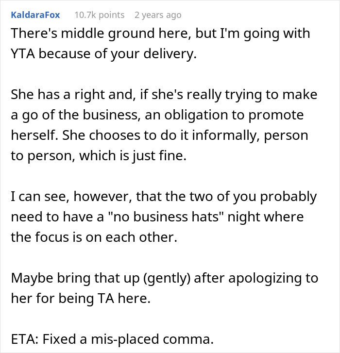 Screenshot of a discussion about an Etsy artist who self-promotes bracelets at family events, causing tension with her husband. Screenshot of a discussion about an Etsy artist who self-promotes bracelets at family events, causing tension with her husband.