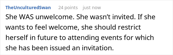 Comment text discussing how MIL was unwelcome and should only attend events to which she was invited, related to Thanksgiving food hogging.