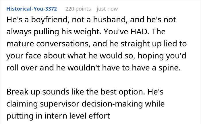 Screenshot of a Reddit comment discussing a guy secretly giving his sister a key to his girlfriend's house and the resulting conflict.