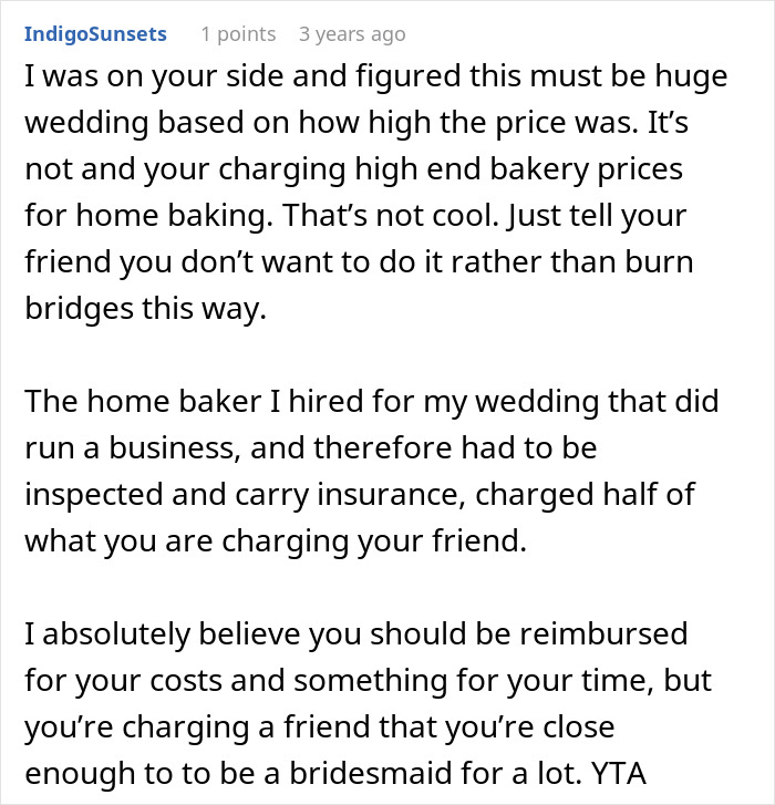Comment discussing bride wanting to upgrade honeymoon at bridesmaid’s expense and the financial fairness involved.