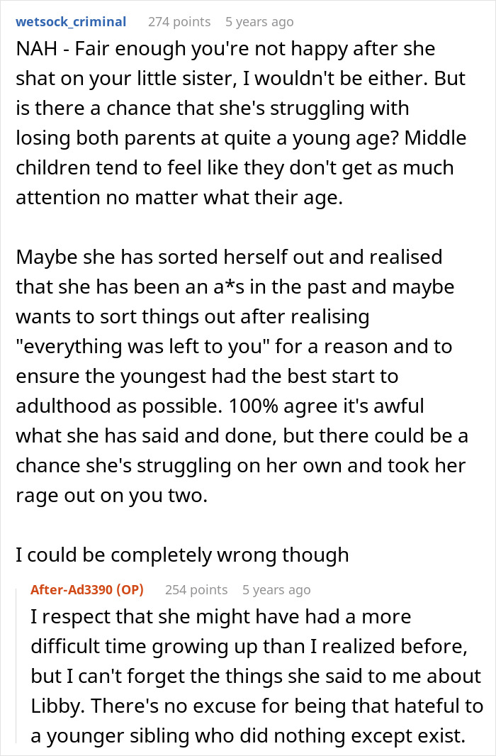 Screenshot of a Reddit discussion about a lady neglecting siblings and wanting to reconnect after years of estrangement.