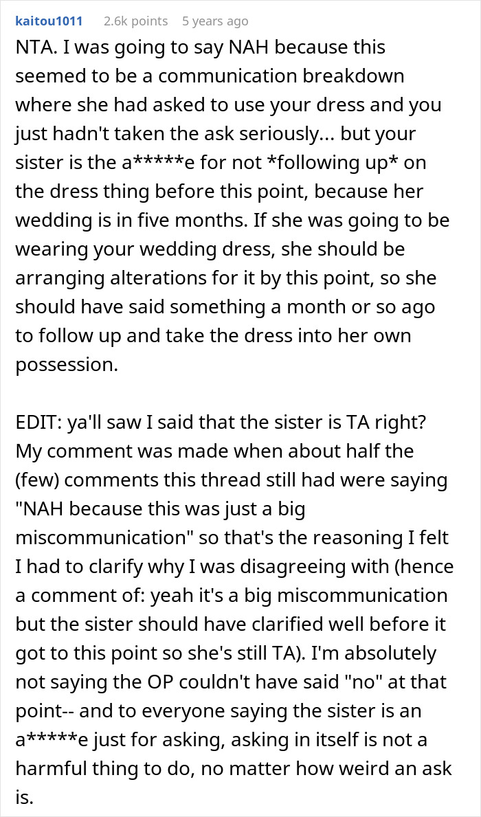 Comment discussing sister disbelief over woman remaking wedding dress instead of giving it to her.