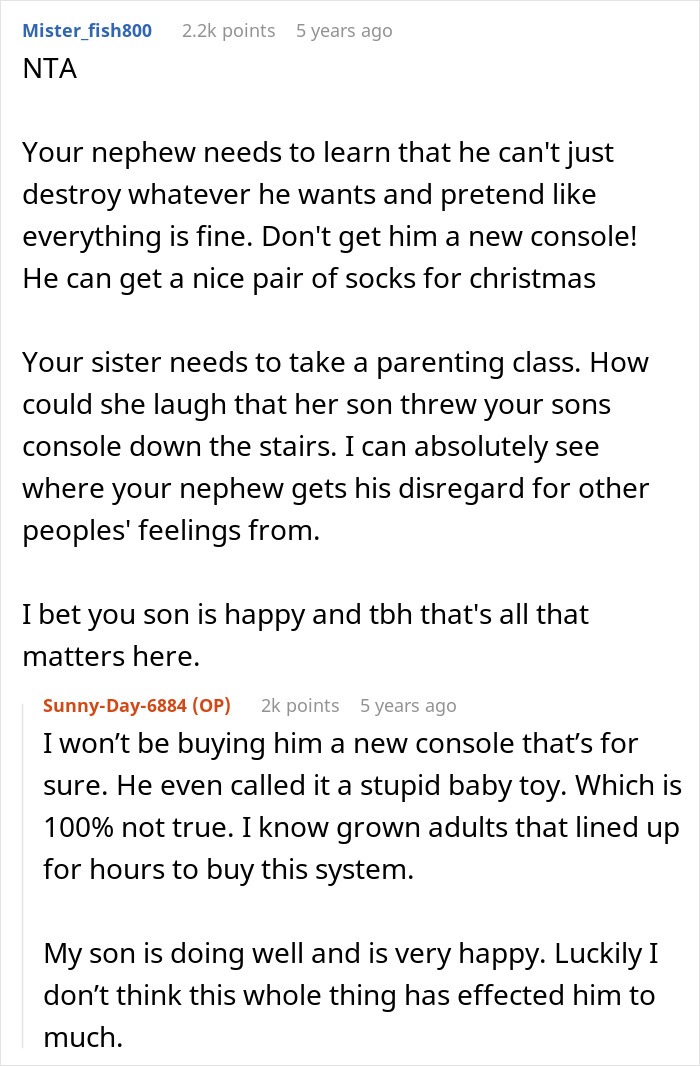 Reddit user discusses woman took back nephew’s Christmas gift after console was destroyed by nephew.