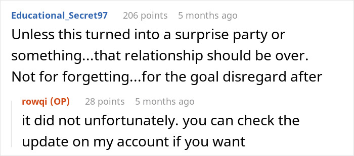 Screenshot of Reddit comments discussing a guy forgetting his girlfriend's birthday and demanding apologies for bothering him. Screenshot of Reddit comments discussing a guy forgetting his girlfriend's birthday and demanding apologies for bothering him.