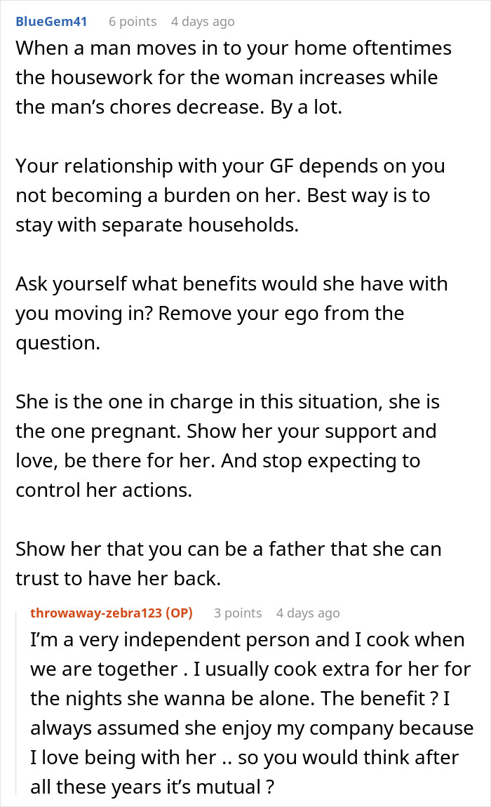 Comment discussing support and understanding for a pregnant girlfriend refusing to move in together, emphasizing respect and trust.