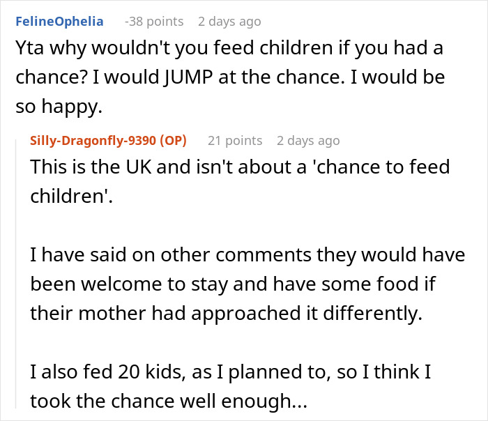 Screenshot of an online discussion about an entitled mother being denied food for her children at a private party.