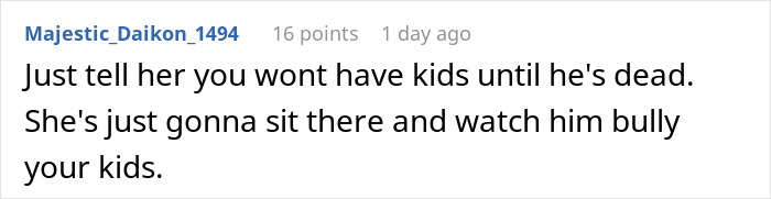 Screenshot of a comment mocking daughter's boyfriend&rsquo;s job with a funny clap back about family protection.