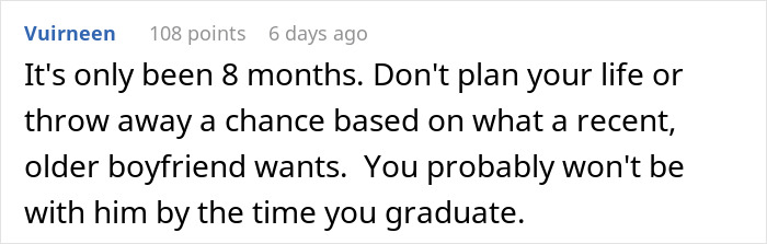 Screenshot of a Reddit comment advising a 20-year-old girlfriend to ignore her 30-year-old boyfriend’s controlling behavior about university.