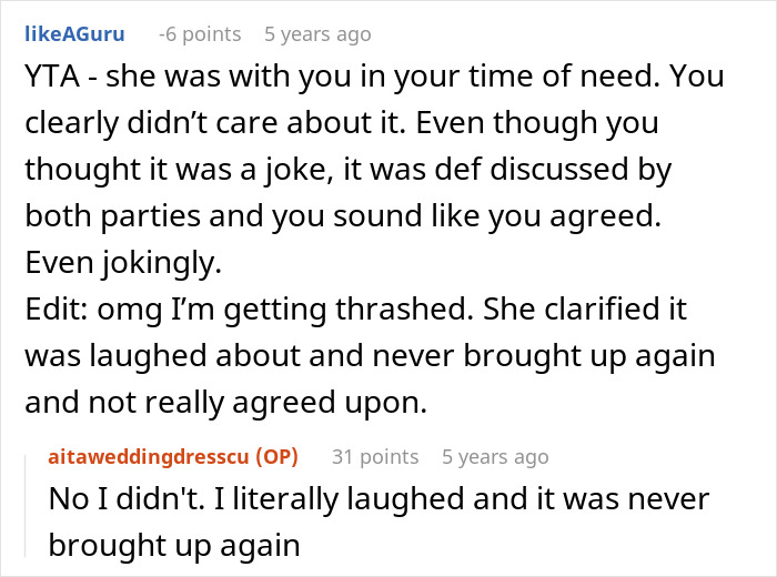 Screenshot of online discussion about sister not believing woman remade her wedding dress instead of giving it to her.