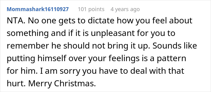 Screenshot of a Reddit comment discussing a selfish dad demanding apology from daughter after ruining her Christmas memory.