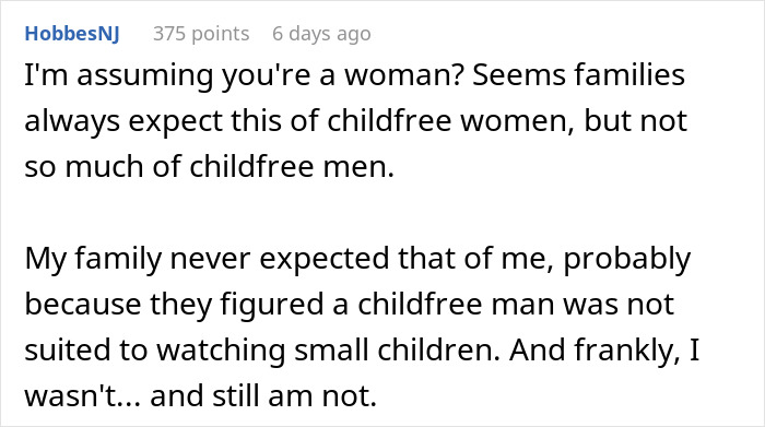 Comment discussing family expecting childfree women, not men, to watch kids during vacation, highlighting childfree cousin situation. Comment discussing family expecting childfree women, not men, to watch kids during vacation, highlighting childfree cousin situation.