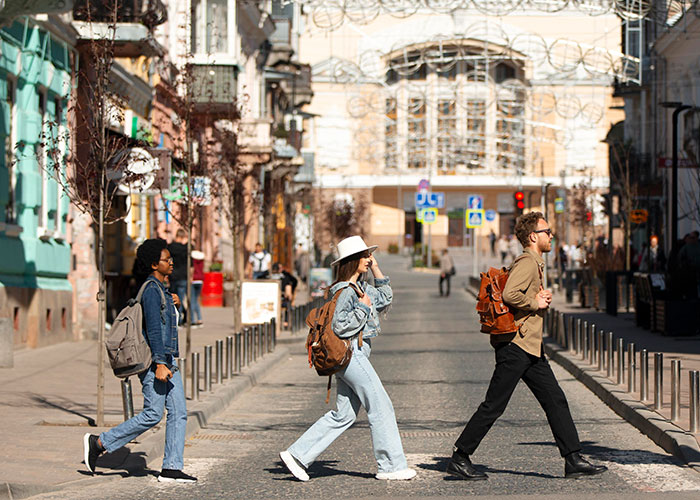 “Safe, Reliable And Boring”: 43 People Compare What It’s Like To Live In Europe Vs. The US