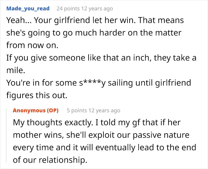 Text conversation discussing how a controlling mom impacts a daughter's happy relationship after a date.