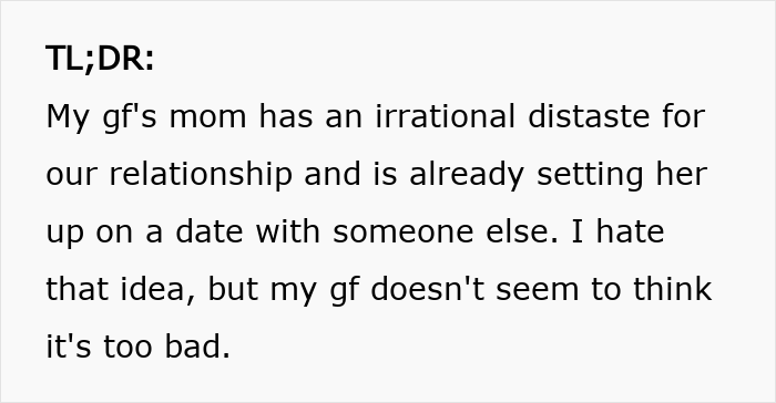 Text explaining a mom’s interference in her daughter’s happy relationship by arranging a date, causing conflict.