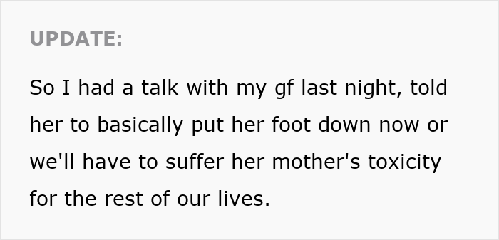 Text update about a girlfriend facing her mother's toxicity after a date, impacting her happy relationship situation.