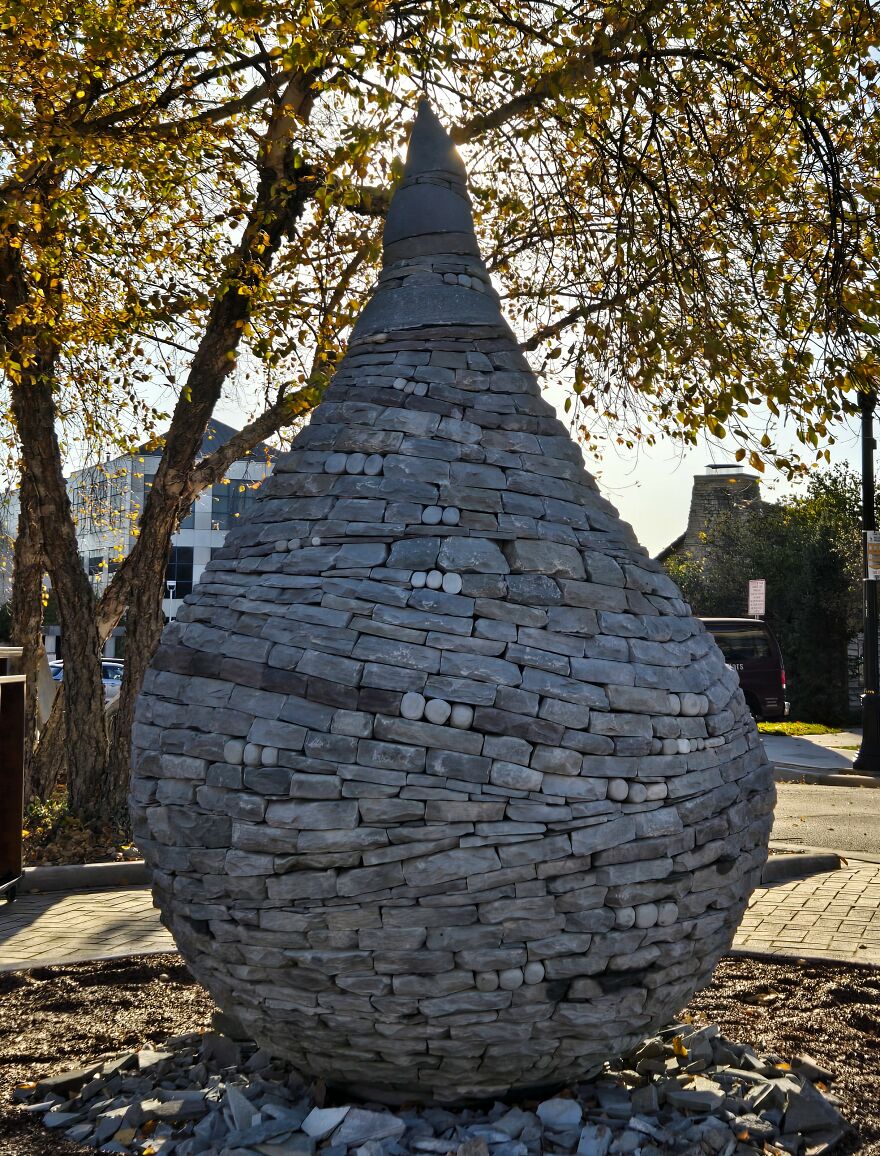 Lithadelic Water Drop Sculpture