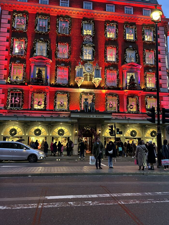 10 European Christmas Markets Worth The Hype (And 5 That Totally Aren't)