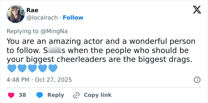Tweet from a fan praising actress Ming-Na Wen as an amazing actor and discussing challenges with support from family. Tweet from a fan praising actress Ming-Na Wen as an amazing actor and discussing challenges with support from family.