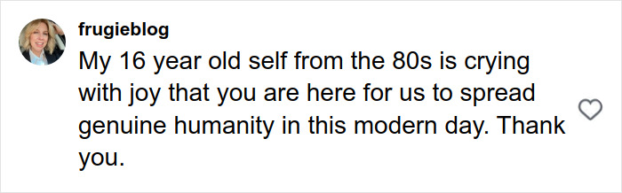 Comment praising Paulina Porizkova for embracing perfect imperfections and spreading genuine humanity today.