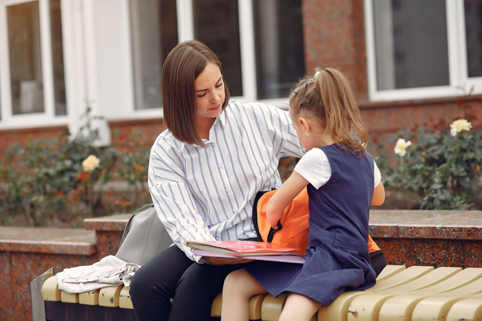 Preschool Moms Judge Busy Lady For Not Dropping Her Kid Off, She Ends Up Embarrassing One Of Them