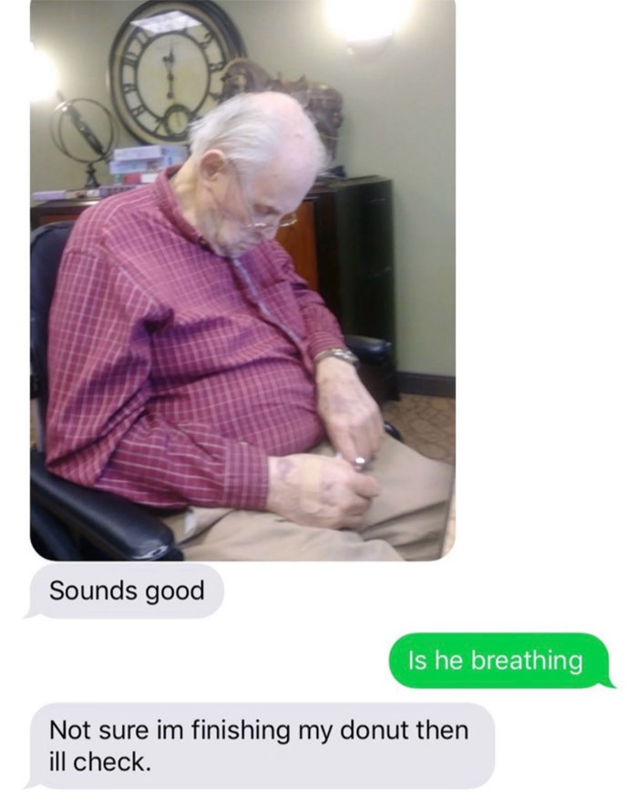 Elderly man sleeping in a chair with humorous unhinged text messages from parents in a trending conversation.