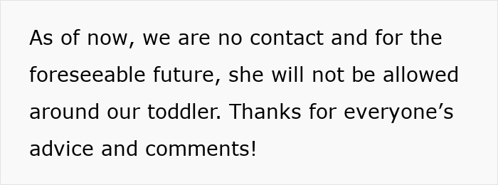 Text post explaining woman’s decision to destroy child’s Christmas presents due to sister not contributing enough for charity. Text post explaining woman’s decision to destroy child’s Christmas presents due to sister not contributing enough for charity.