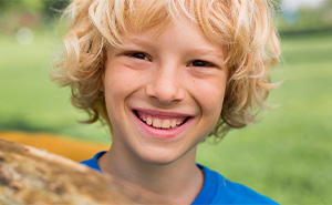 “Those Are My Real Parents”: 36 Adults Share How They Feel About Being Adopted