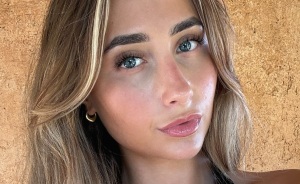 Lily Phillips, 24: Adult Influencer Navigating Controversy, Clout, And Viral Stunts