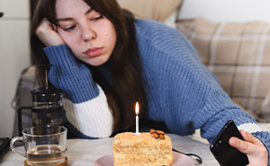 Teen Moves Out With Sister, Mom Can’t Believe They Used Her Threats Against Her