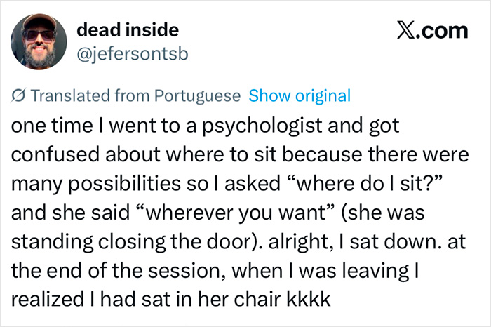 Tweet about a hidden test therapists use to judge you based on where you choose to sit in the session room.