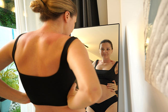 Sibling Is Pressured To Help Pay For Plastic Surgery That Will Supposedly Cure Sister’s BDD