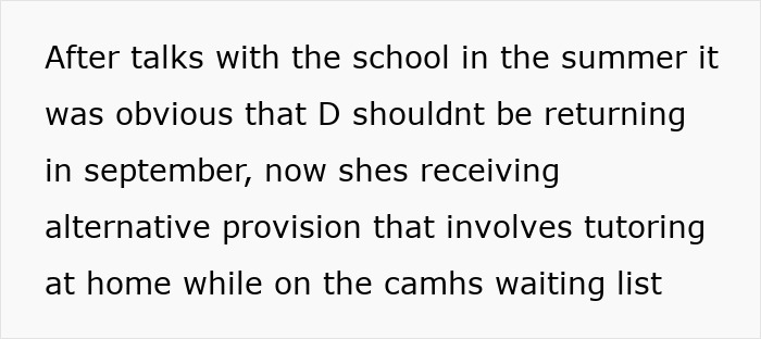 Text explaining a mom struggling with her 7YO and choosing no Christmas gifts as punishment, sparking online debate.